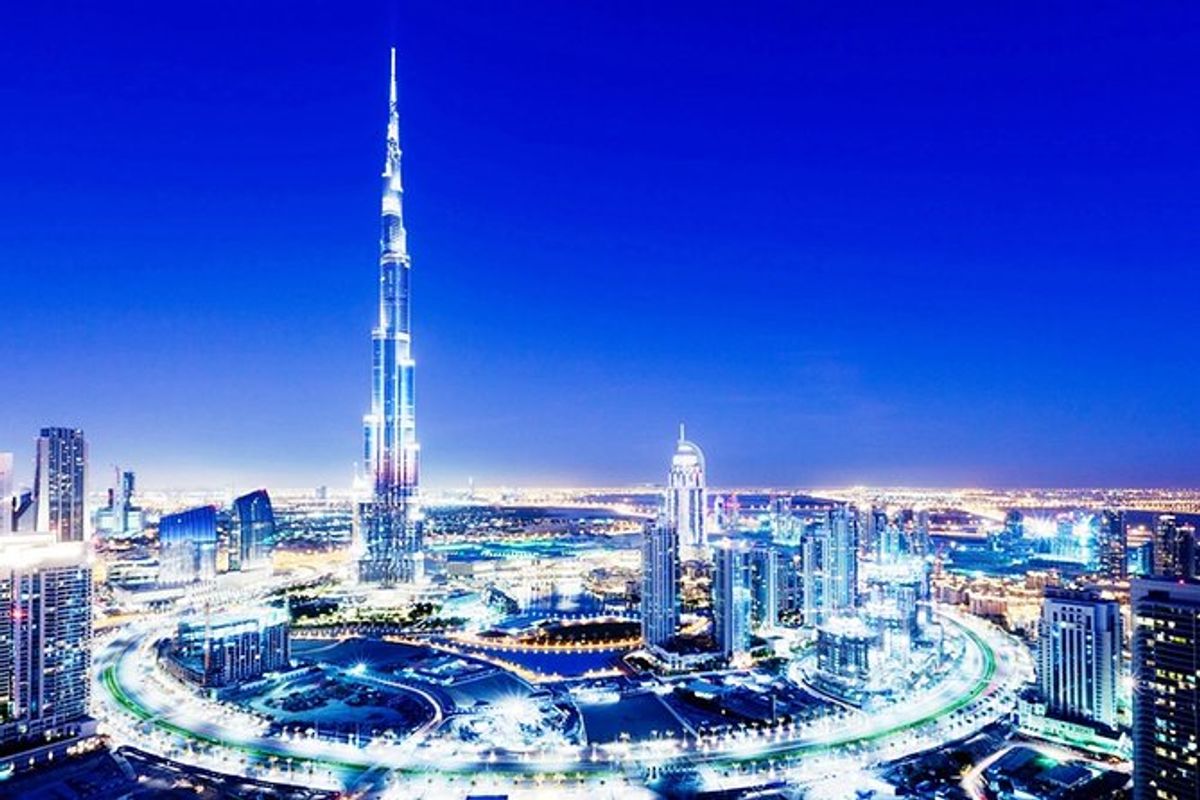 Tour to The Burj Khalifa of Dubai