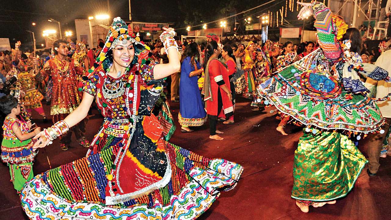 Popular Folk Dances of Gujarat