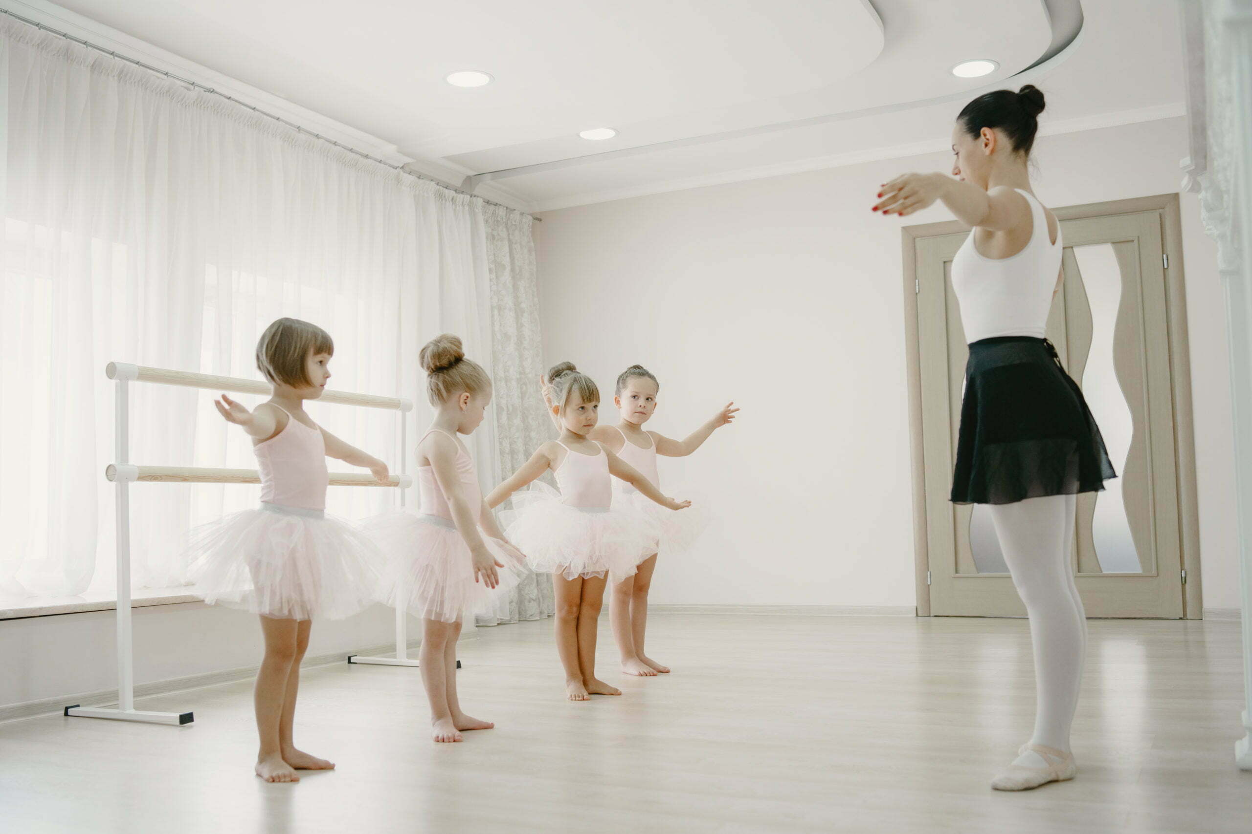 How to Improve Cognitive Skills in Children using Dance?